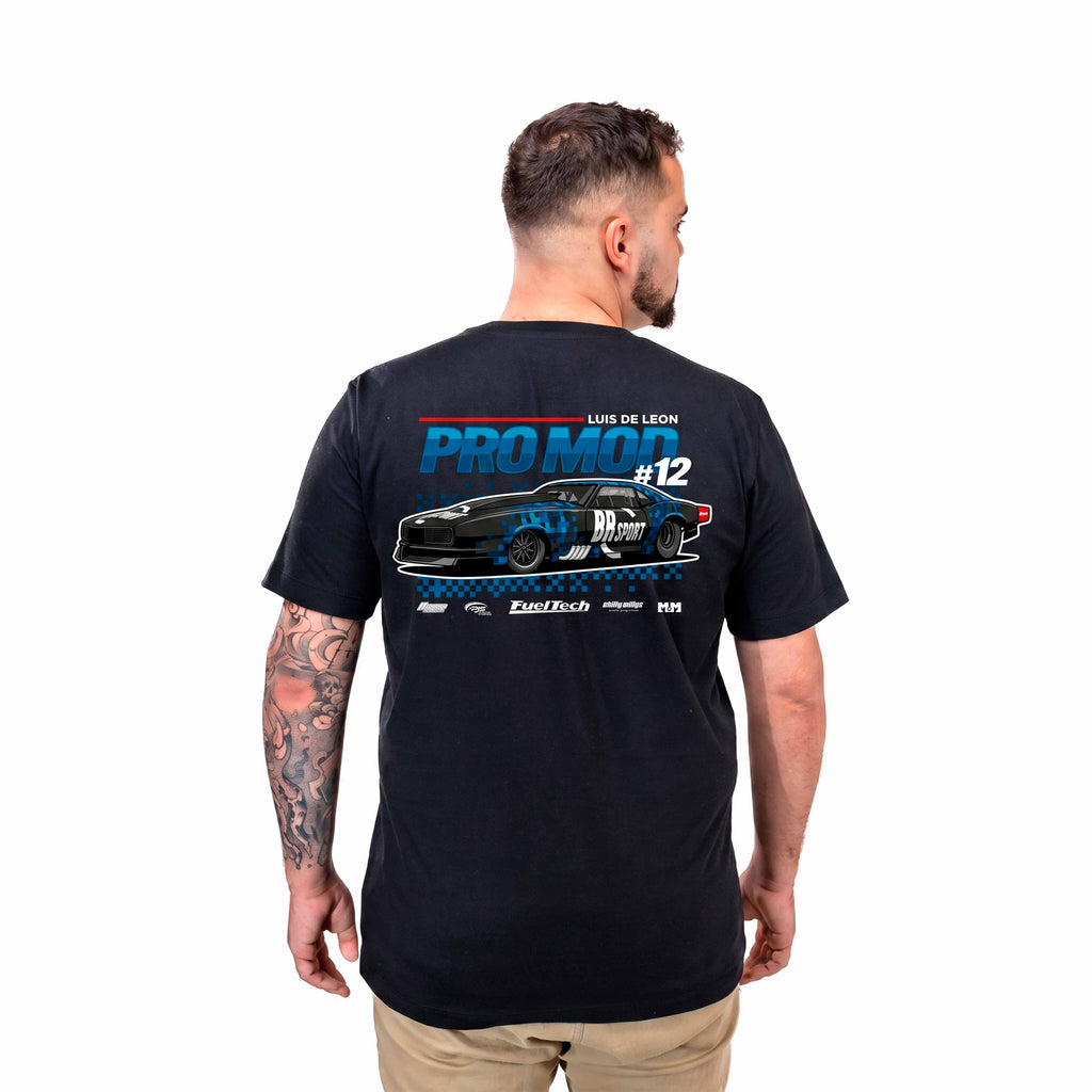 Camiseta Promod FT — costas com arte PRO MOD #12 Luis de Leon e carro de arrancada